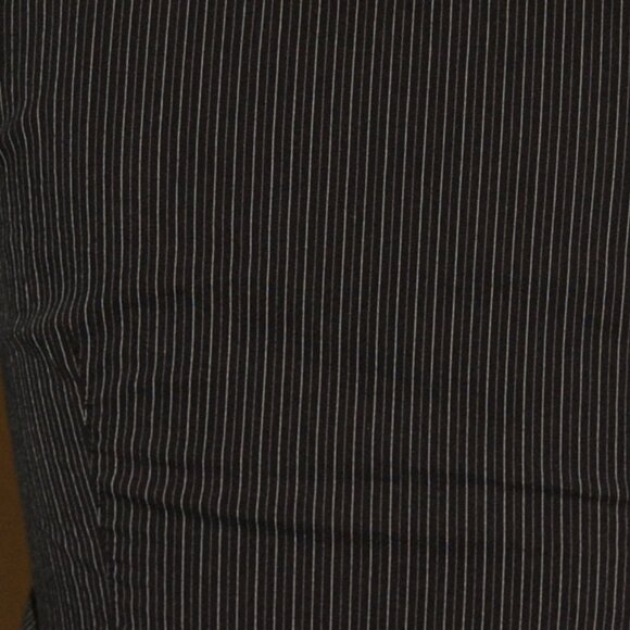 Express Women Size S, Sleeveless Collared Surplice Dress Shirt, Striped - Picture 6 of 13